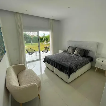 Villa De Lujo En Plena Milla De Oro *