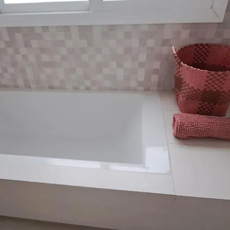 Villa De Lujo En Plena Milla De Oro *